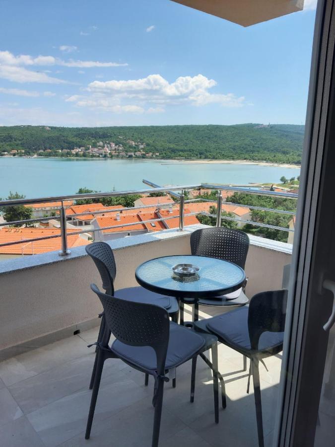 Gita Apartmani Čižići Exterior foto