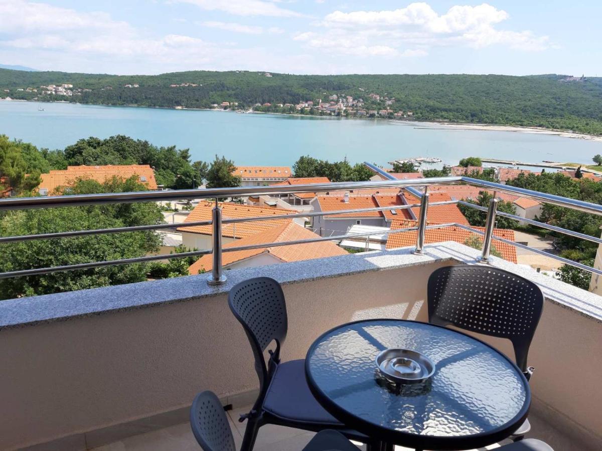 Gita Apartmani Čižići Exterior foto