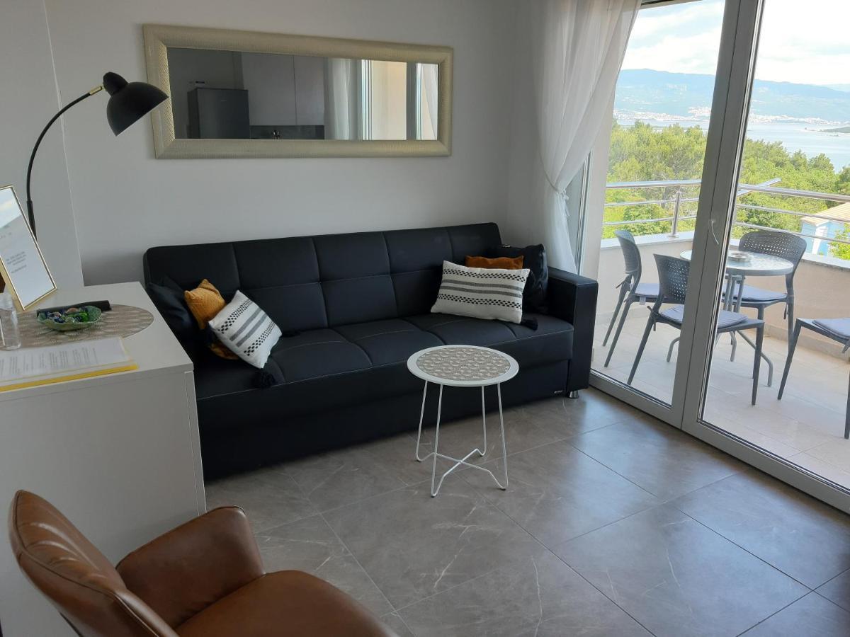 Gita Apartmani Čižići Exterior foto